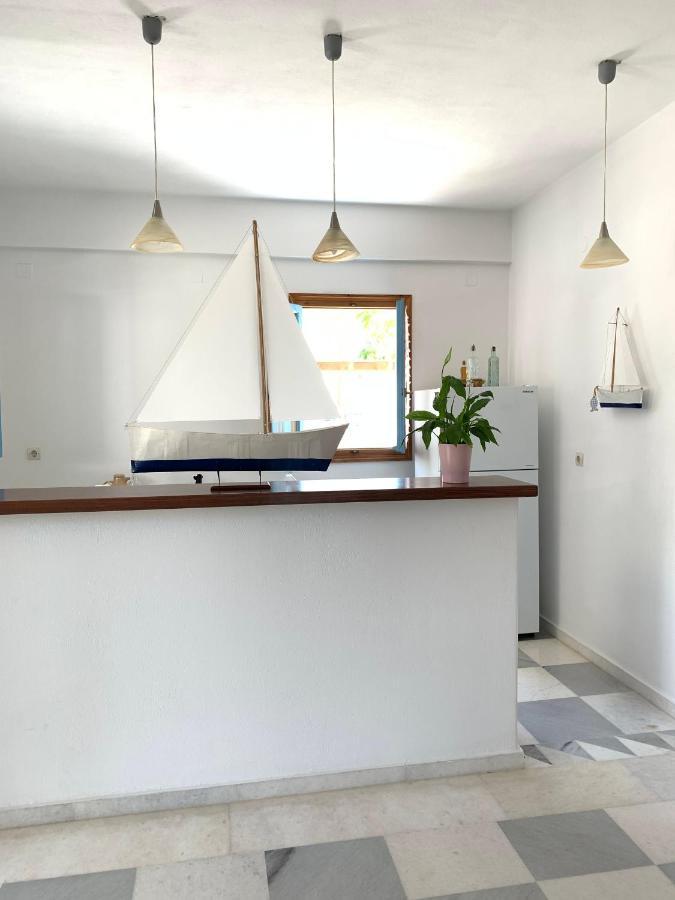 Rodia Studios & Apartments パロス島 エクステリア 写真